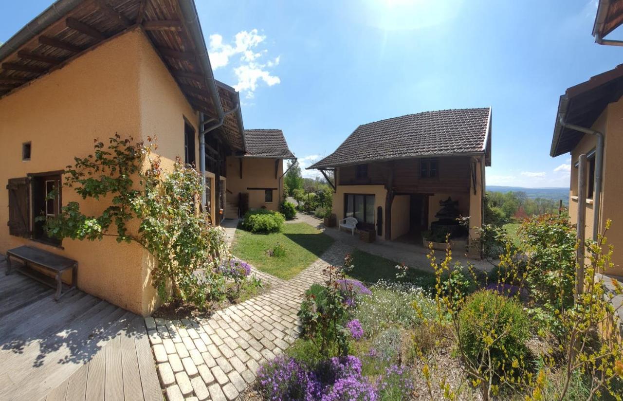 Bed and Breakfast La Parenthese Saint-Genix-sur-Guiers Экстерьер фото