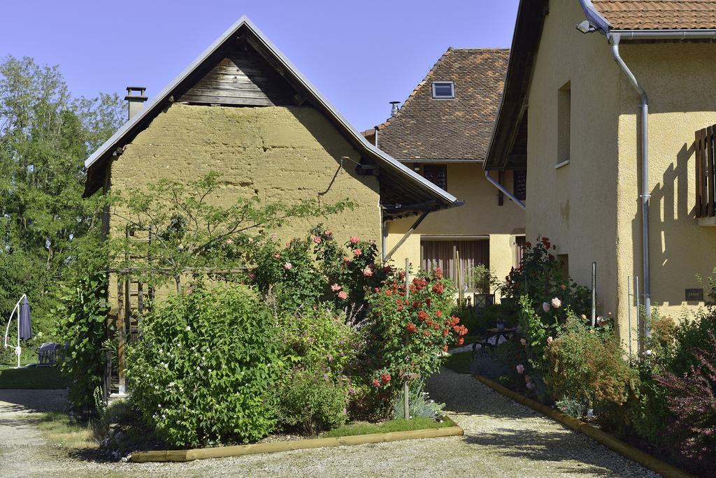 Bed and Breakfast La Parenthese Saint-Genix-sur-Guiers Экстерьер фото