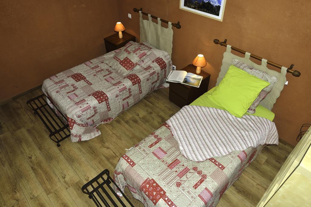 Bed and Breakfast La Parenthese Saint-Genix-sur-Guiers Экстерьер фото