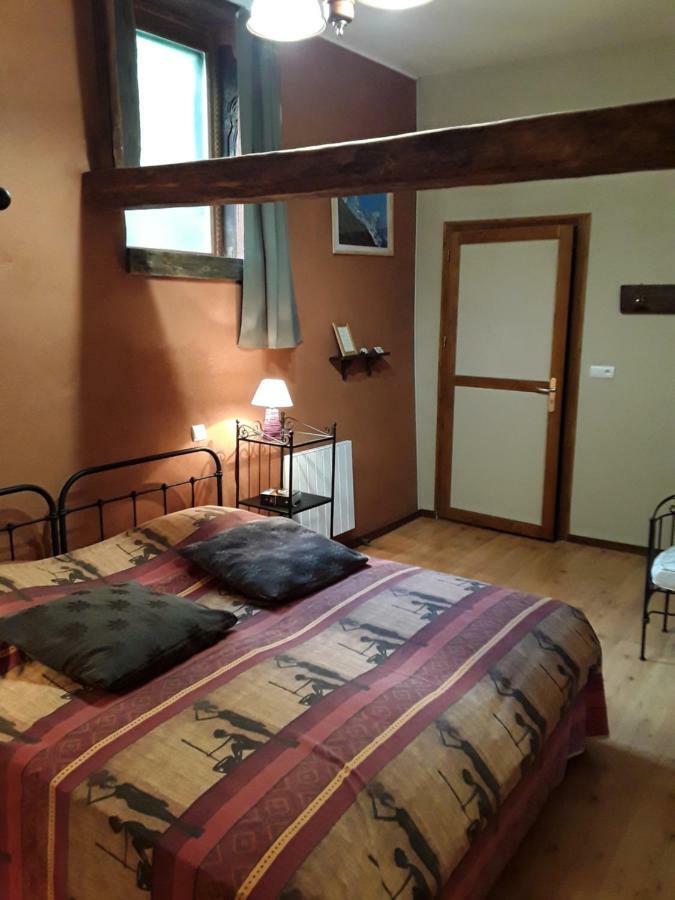 Bed and Breakfast La Parenthese Saint-Genix-sur-Guiers Экстерьер фото