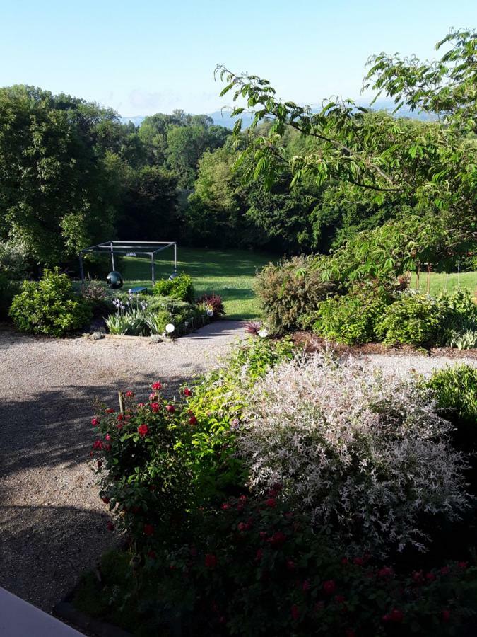 Bed and Breakfast La Parenthese Saint-Genix-sur-Guiers Экстерьер фото